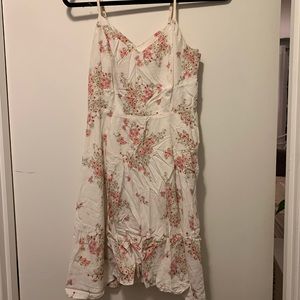 Comfortable floral spring dress